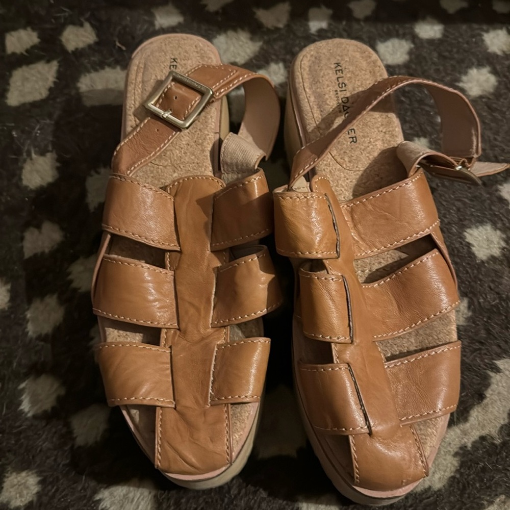 Kelsi Dagger wooden sole clogs fisherman style size 9